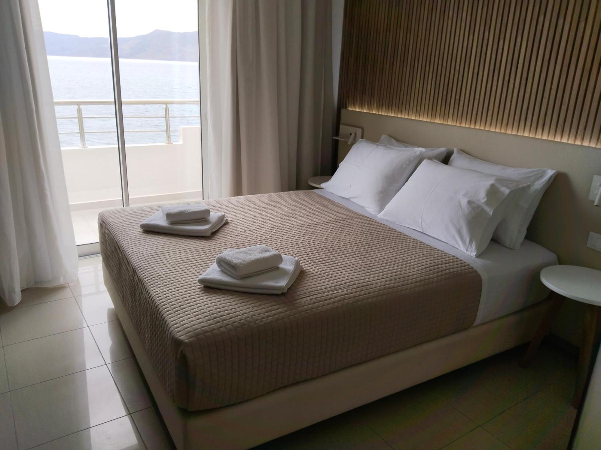 Mandy Suites 키사모스 외부 사진